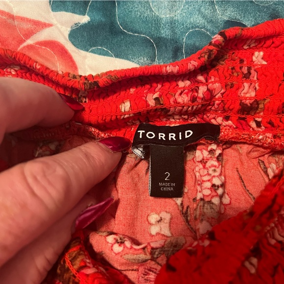 Torrid cute skirt knee length size 2 - Picture 2 of 2